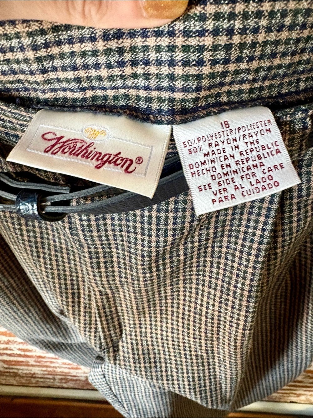 NWT Vintage Worthington Pleated, Belted, Plaid Navy, Green & Tan Trousers - Picture 4 of 8